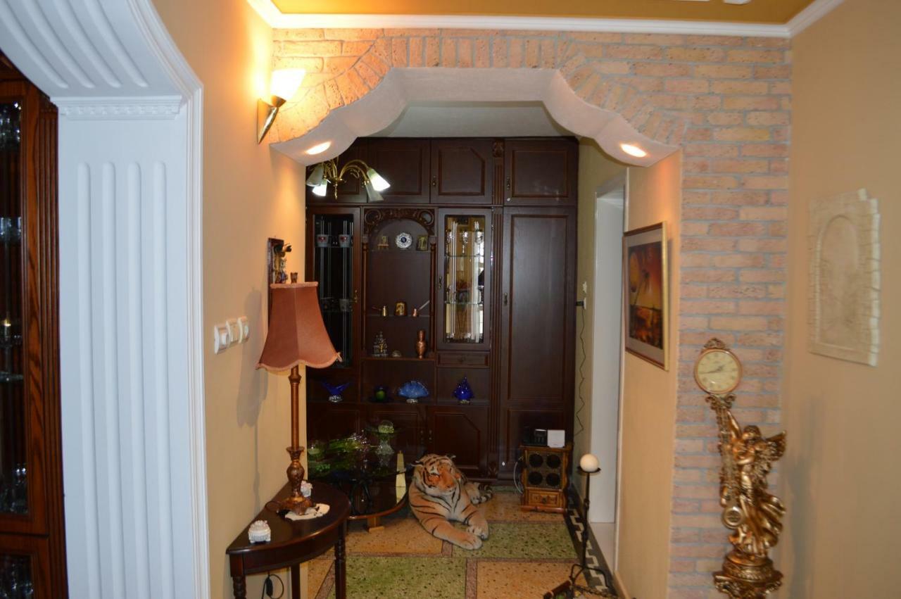 Vila Ss Kekezi Villa Gjirokastër Dış mekan fotoğraf