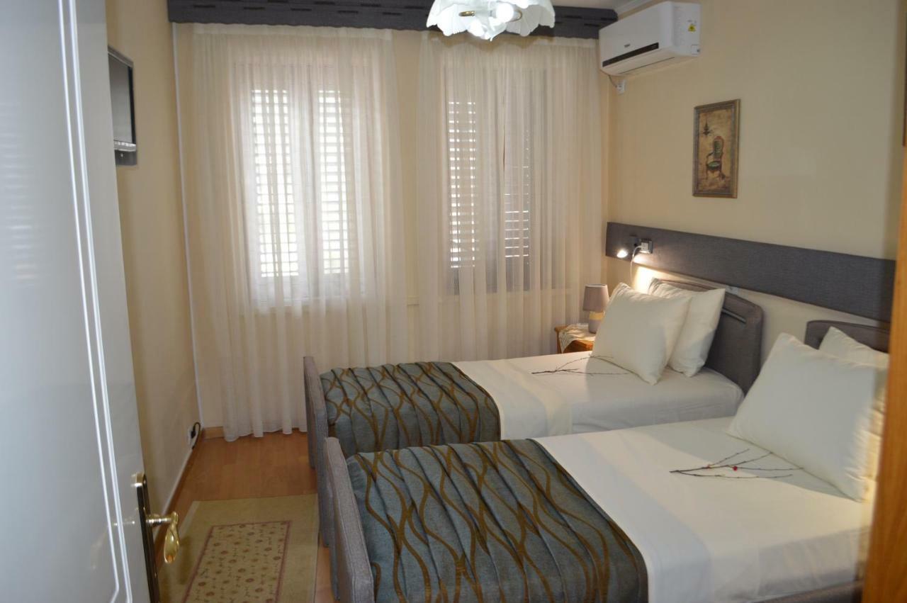 Vila Ss Kekezi Villa Gjirokastër Dış mekan fotoğraf